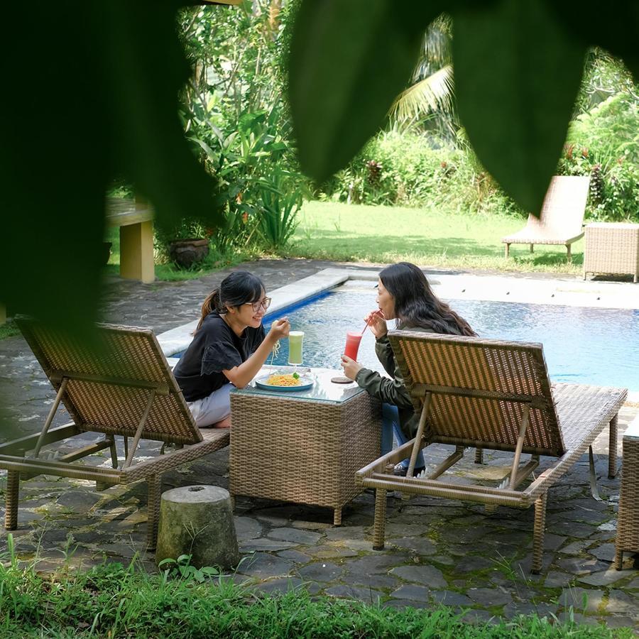 Mahagiri & Restaurant सहारा 4*